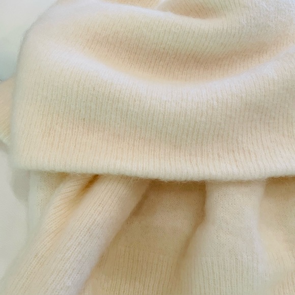 Acne Studios Cream Mohair Off-the-Shoulder Oversize Sweater - Picture 7 of 7